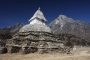 stupa nad vsí Khumjung